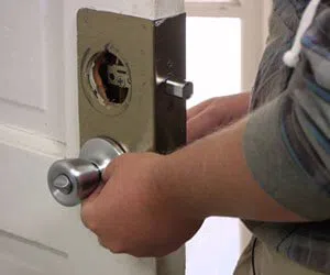 Capitol Locksmith Service Austin, TX 512-436-0426 Capitol Locksmith Service Austin, TX 512-436-0426 - locksmith-12